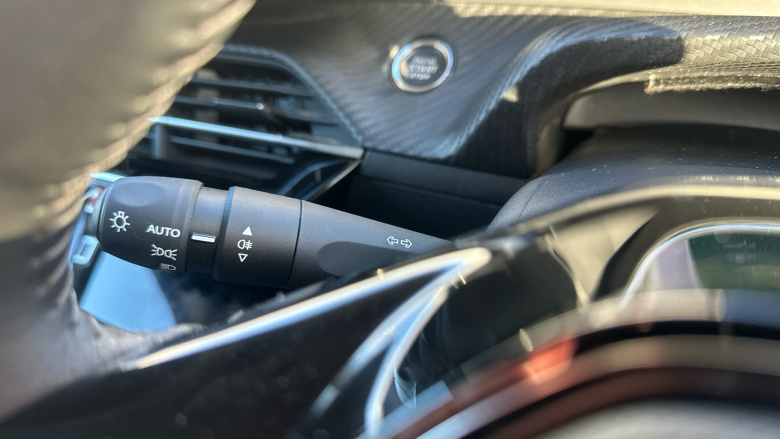 Peugeot 208 1.2 PureTech 100 Allure Premium + 5dr Petrol Hatchback